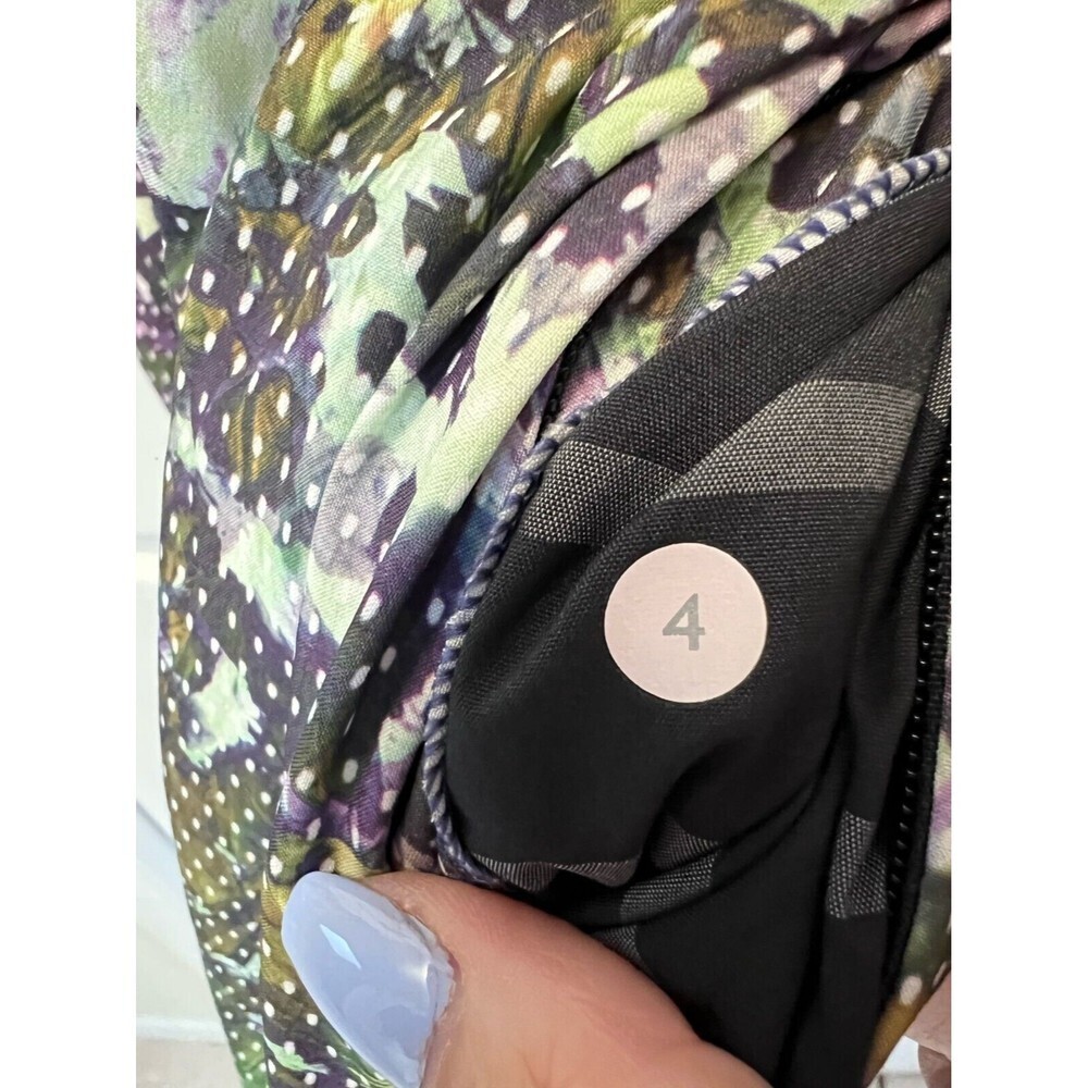 Lululemon City Summer Dress Size 4 Floral Racerback Womens - Picture 7 of 9